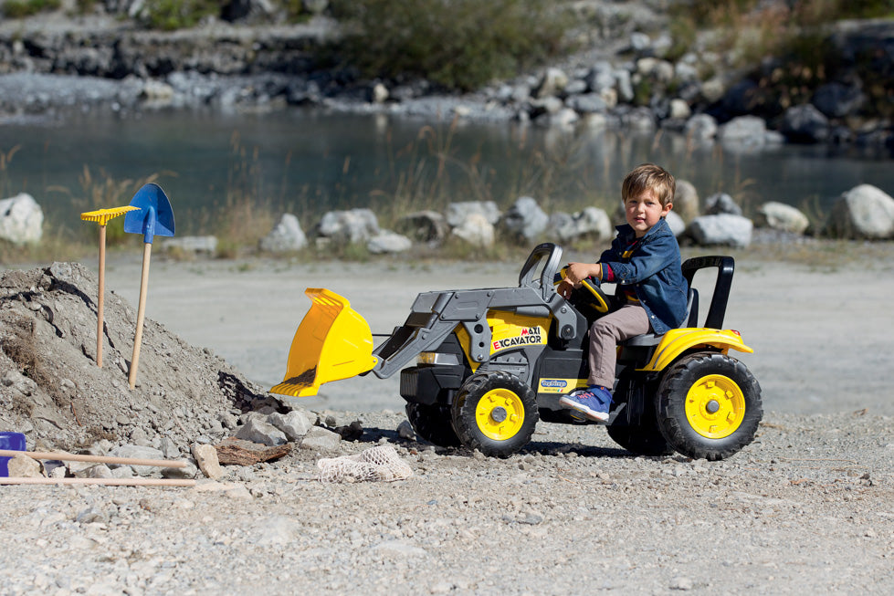 Maxi Excavator